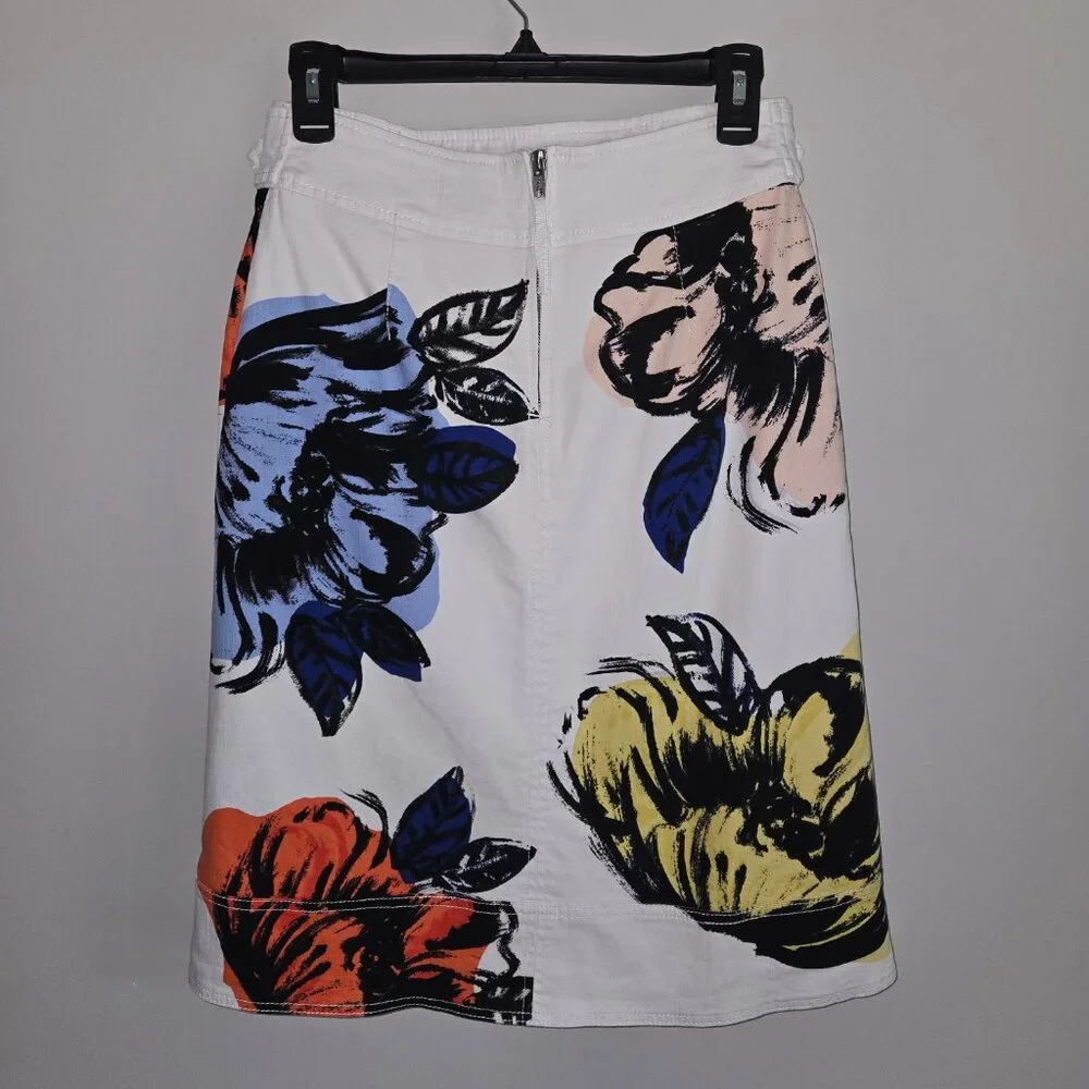 Anthropologie Maeve Cotton Denim Floral pencil skirt in a Misses size 0 - Picture 4 of 16